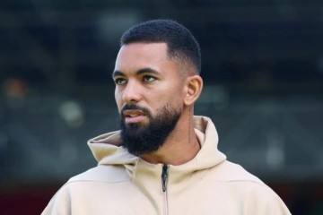 Baccarat-维拉有意签回旧将道格拉斯·路易斯