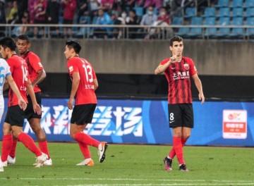 百家乐APP-奥斯卡百场爆发用2球献礼 6月海港困难期有他护航