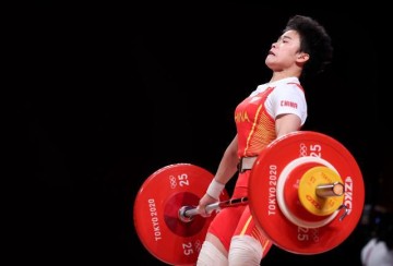 百家乐-湖南名将侯志慧举起第二金：“留守儿童”的绝地反击